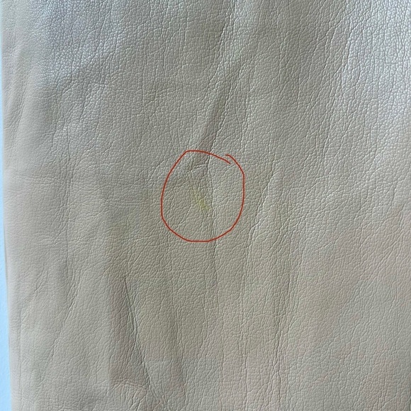 Wilfred Aritzia Melina Vegan Leather Straight Leg Pants - Cream Beige - Size 8 - Picture 12 of 12